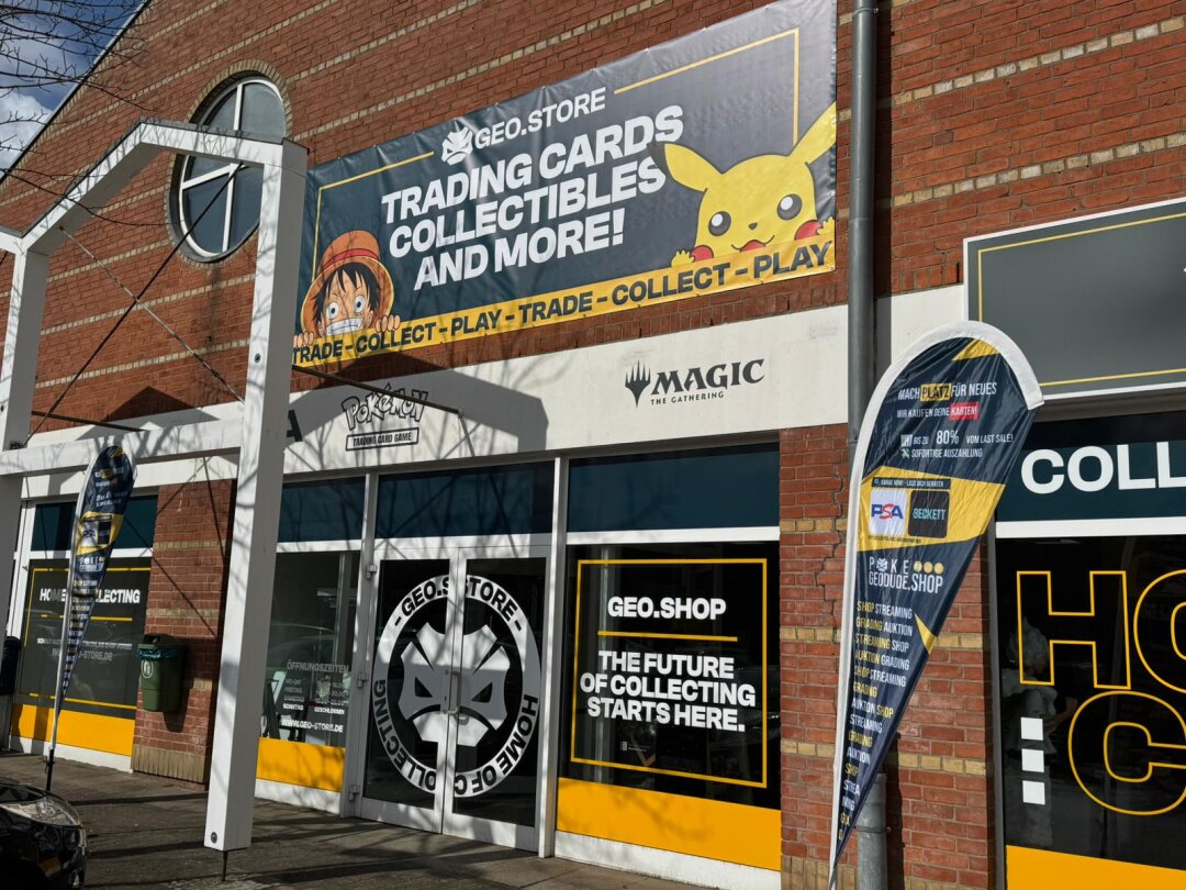 Der Geo.Store in Büdelsdorf – Ladenfront mit Pokémon- und One-Piece-Banner